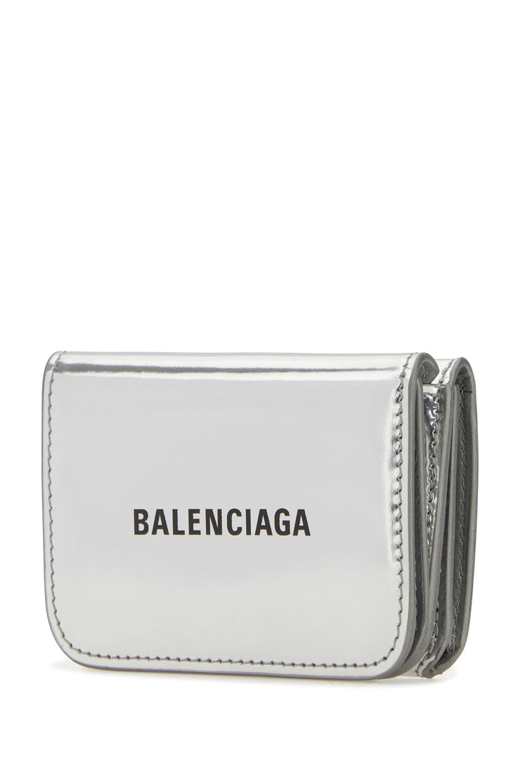 Silver leather wallet