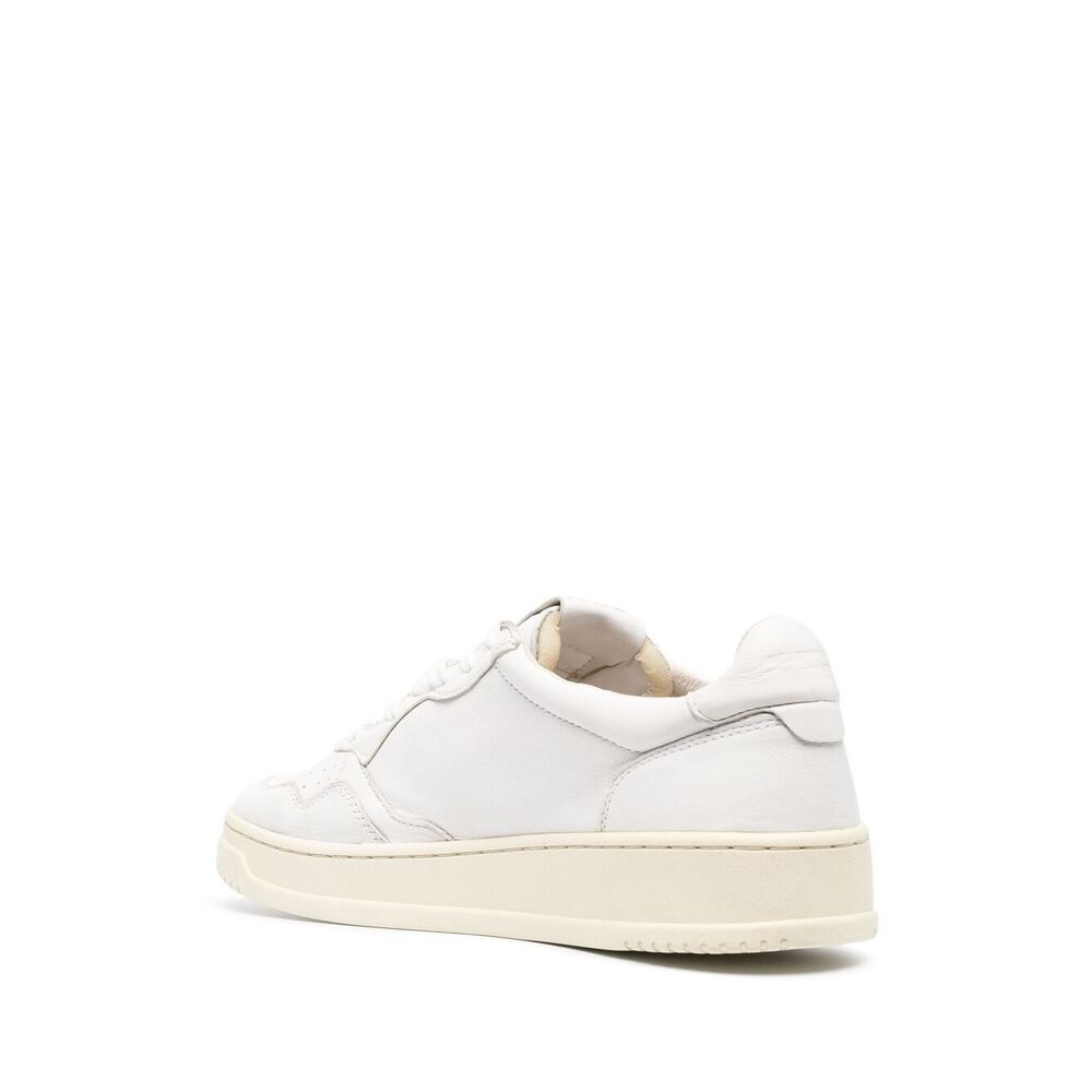 Autry Sneakers - White | Wanan Luxury