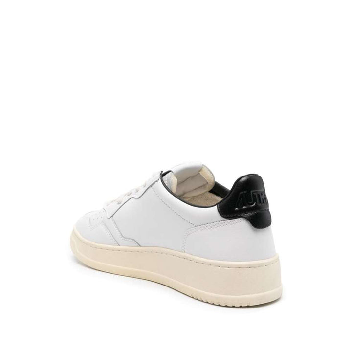 Autry Sneakers - White | Wanan Luxury