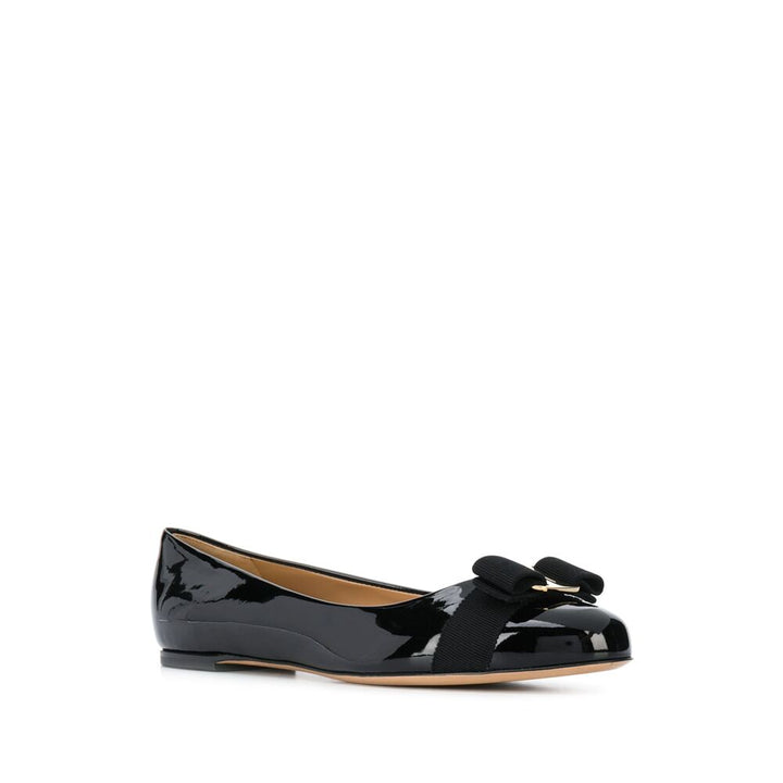 Ferragamo Ballerine - Nero | Wanan Luxury