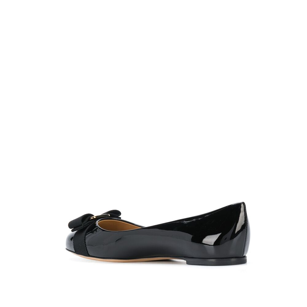 Ferragamo Ballerine - Nero | Wanan Luxury