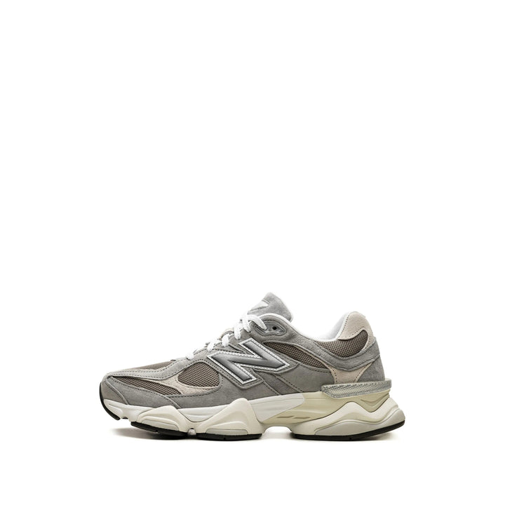 New Balance Sneakers - Gray | Wanan Luxury