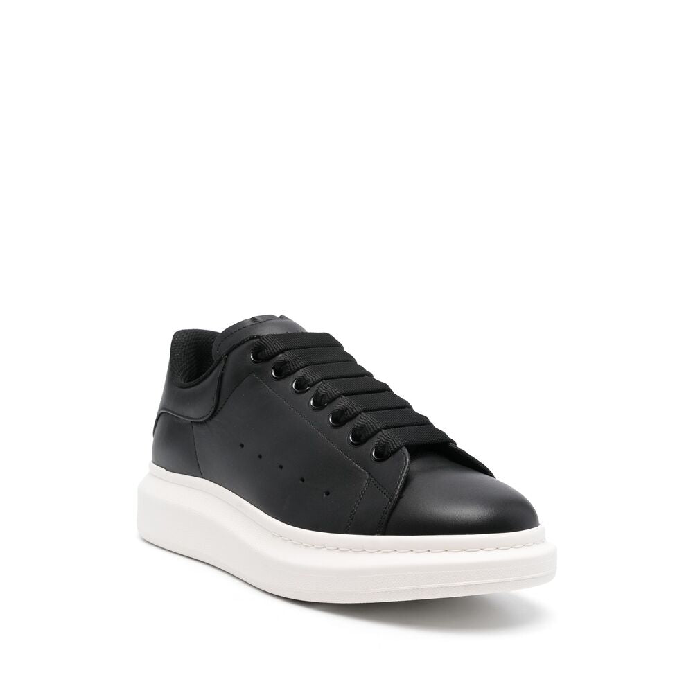 Alexander Mcqueen Sneakers - Black | Wanan Luxury