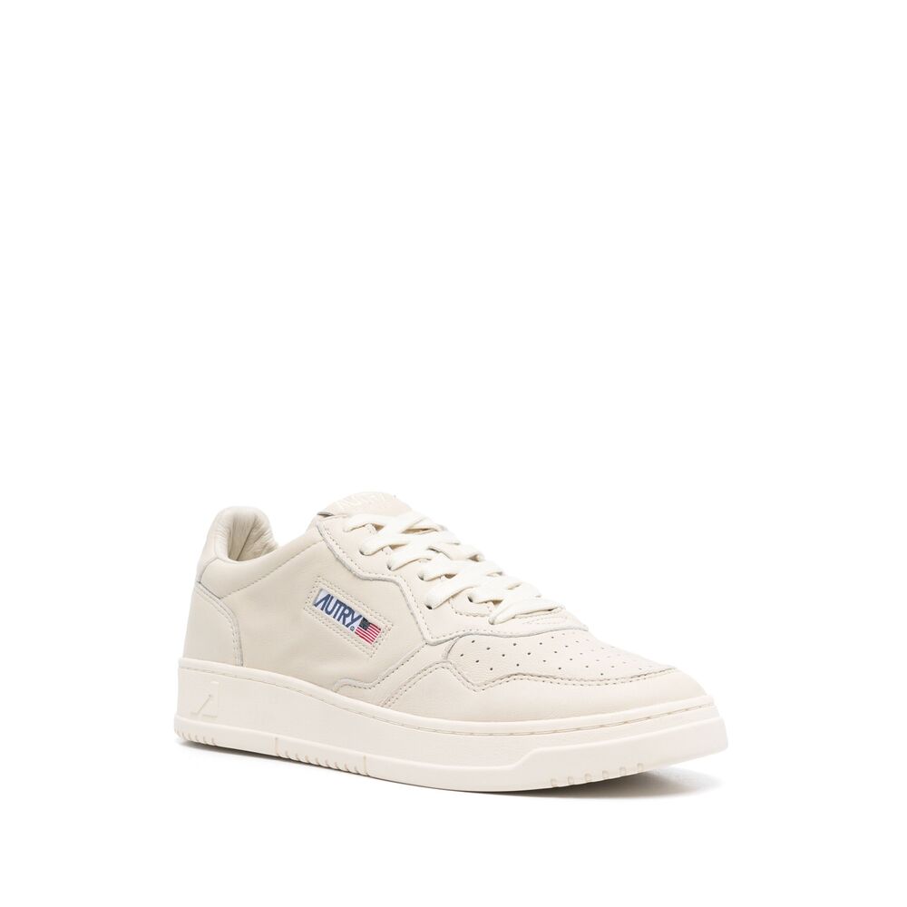 Autry Sneakers - White | Wanan Luxury