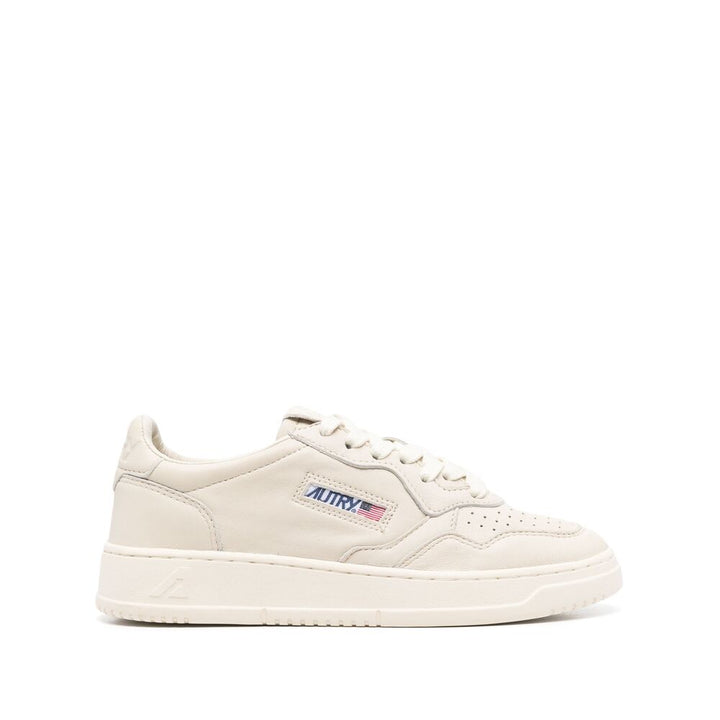 Autry Sneakers - White | Wanan Luxury