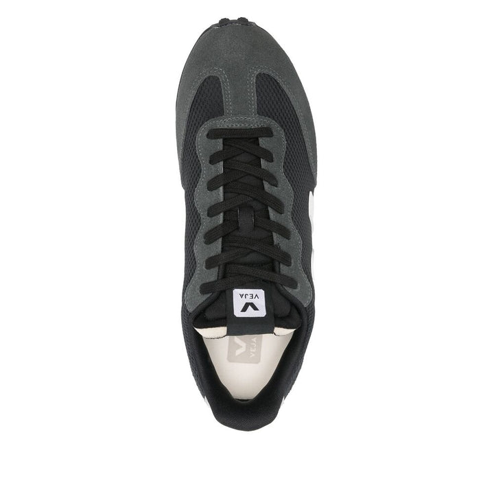 Veja Sneakers - Black | Wanan Luxury