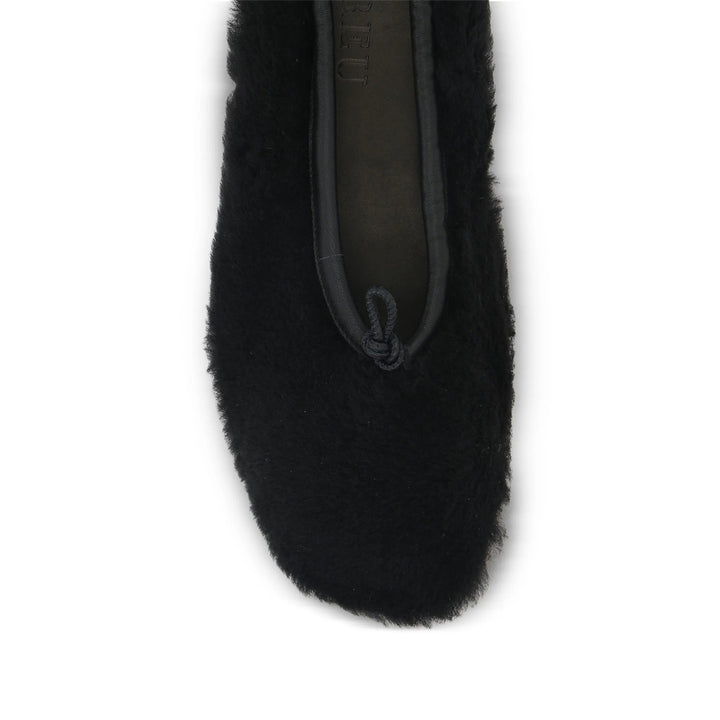 Hereu Shoes - Black | Wanan Luxury