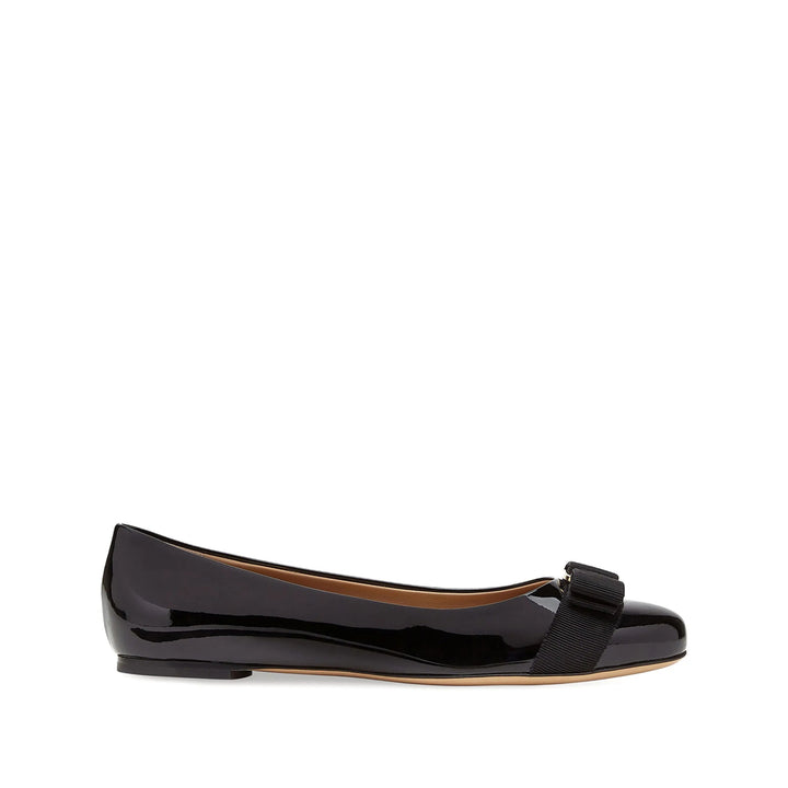 Ferragamo Ballet Flats - Black | Wanan Luxury