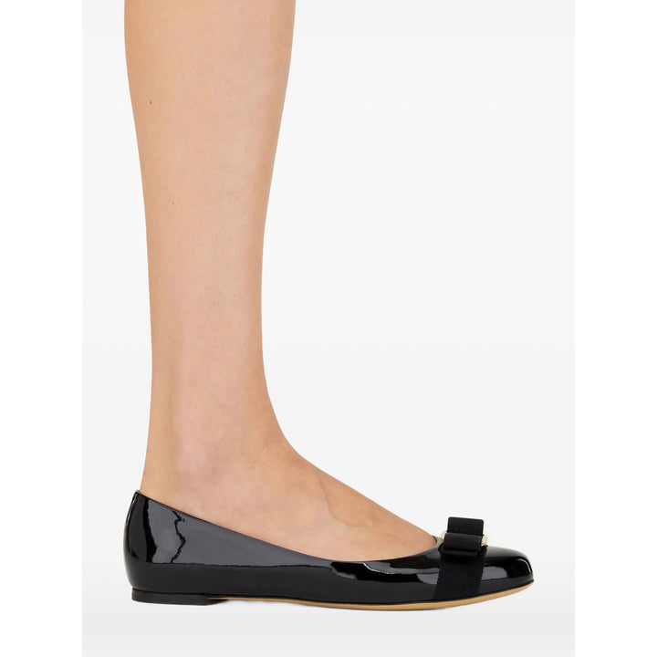 Ferragamo Ballet Flats - Black | Wanan Luxury