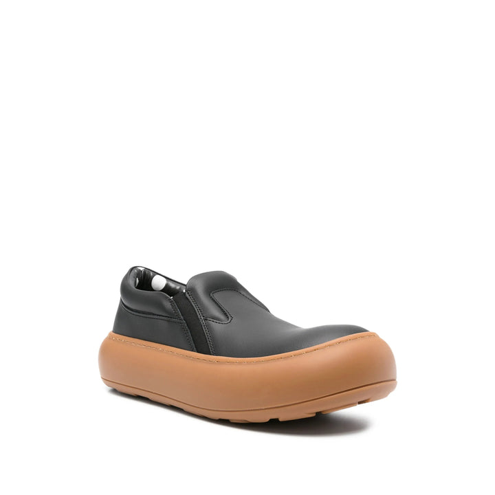 Moschino Sneakers - Black | Wanan Luxury