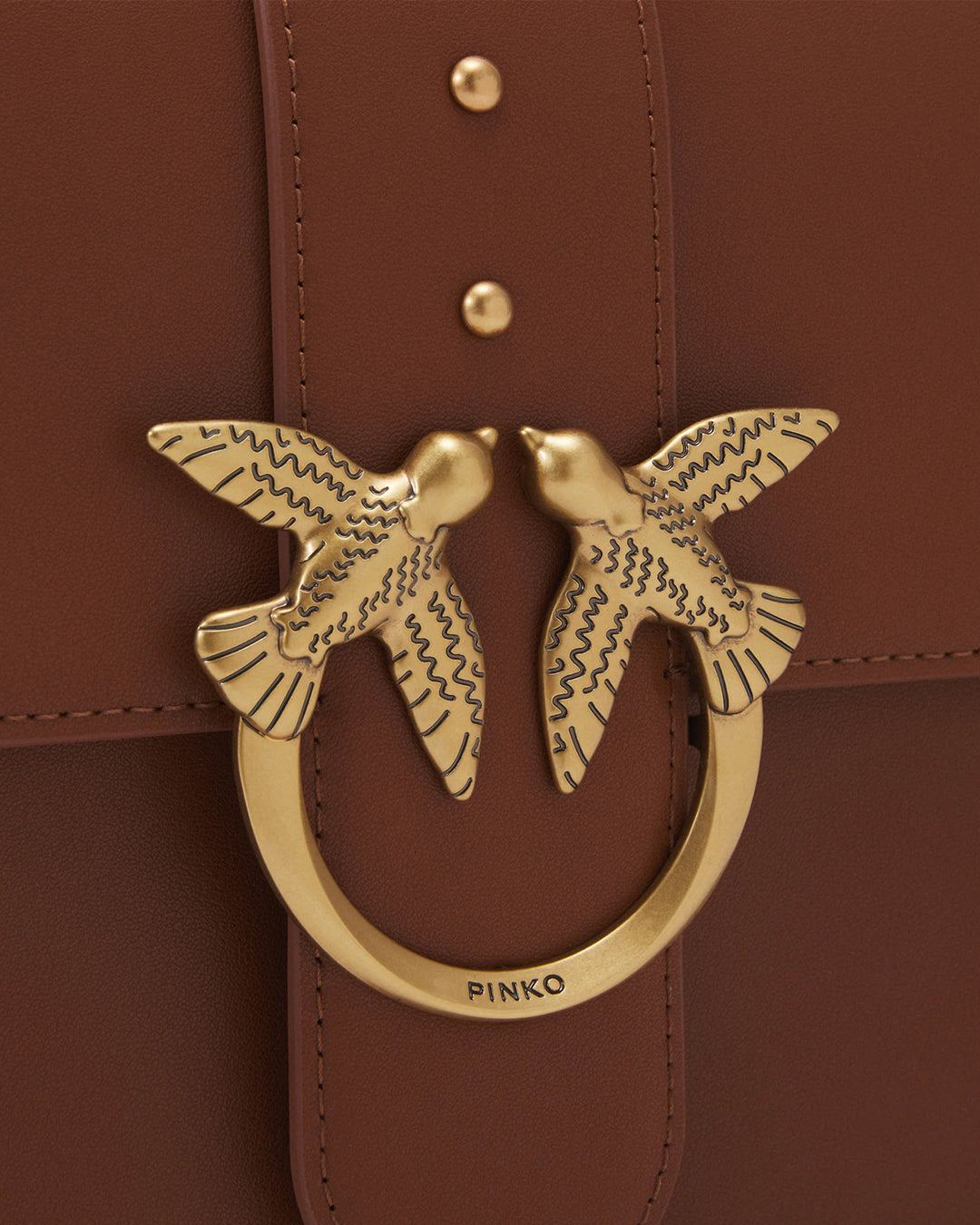 Classic Love Bag Icon Shoulder Bag Marrone